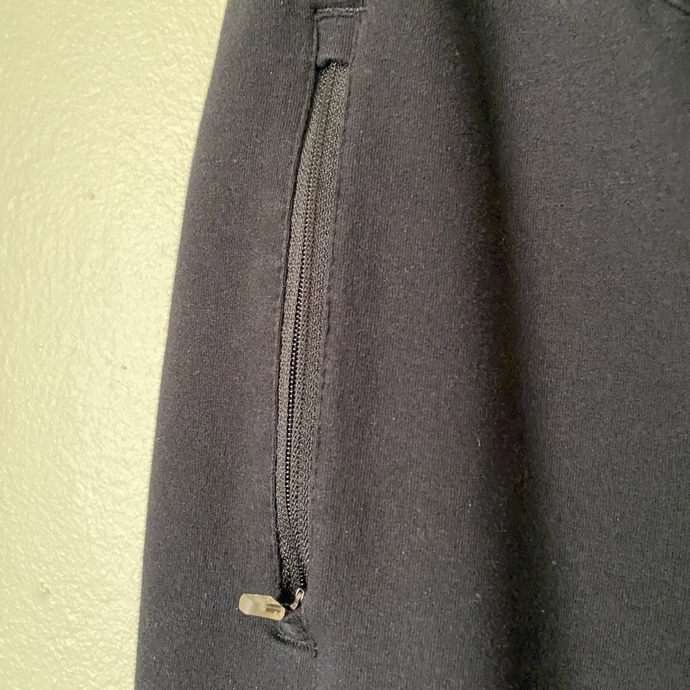 Men’s Reebok Joggers - Picture 2 of 4